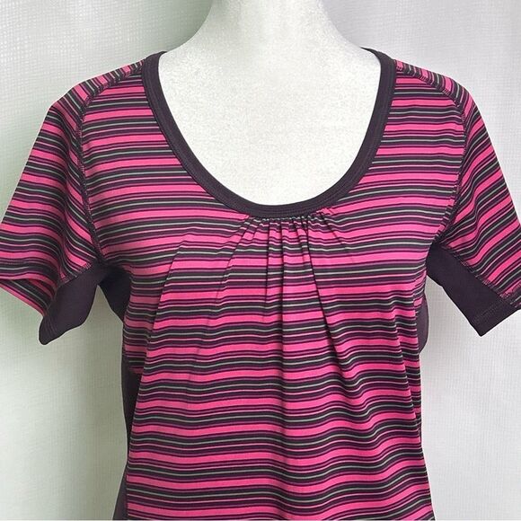 The North Face Top Women’s Large Pink Strips Vapor Wick Short Sleeve Scoop Neck - Picture 2 of 11